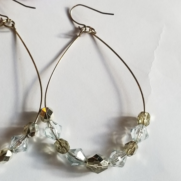 Relisted -Sparkly teardrop earrings silver tone - Picture 10 of 10